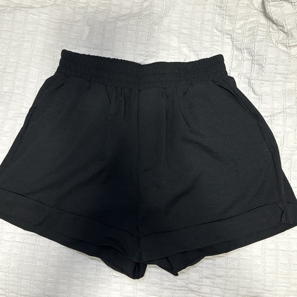 SHEIN Shorts (set of 2) - Picture 3 of 3
